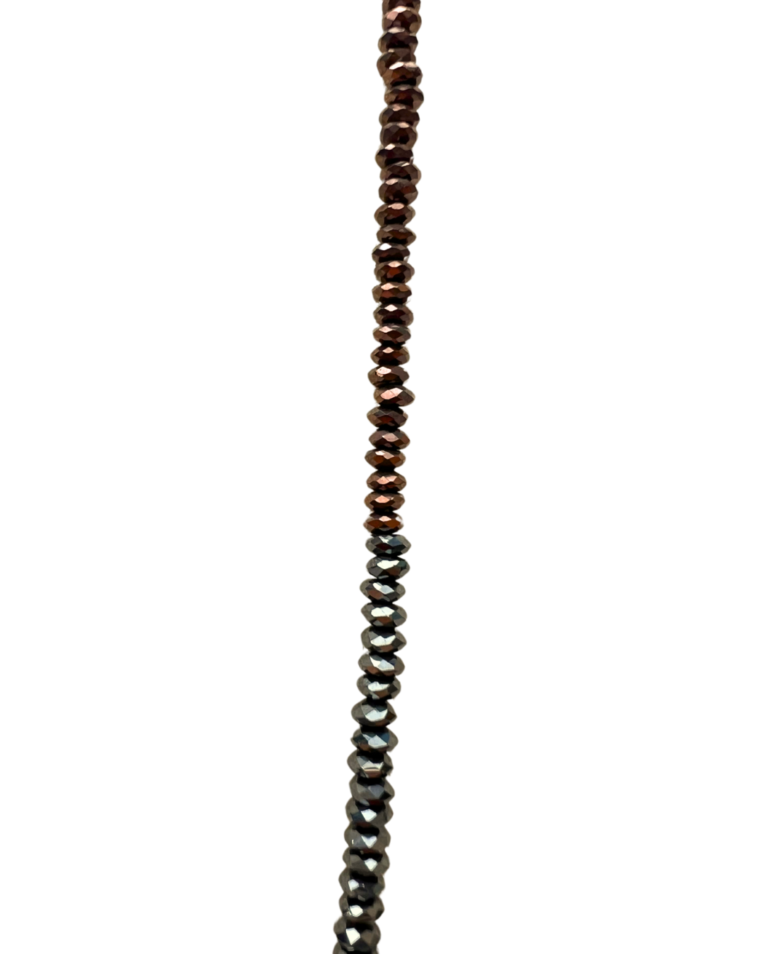 Sautoir Croix Sépia – détail perles hématite grise et marron facettées