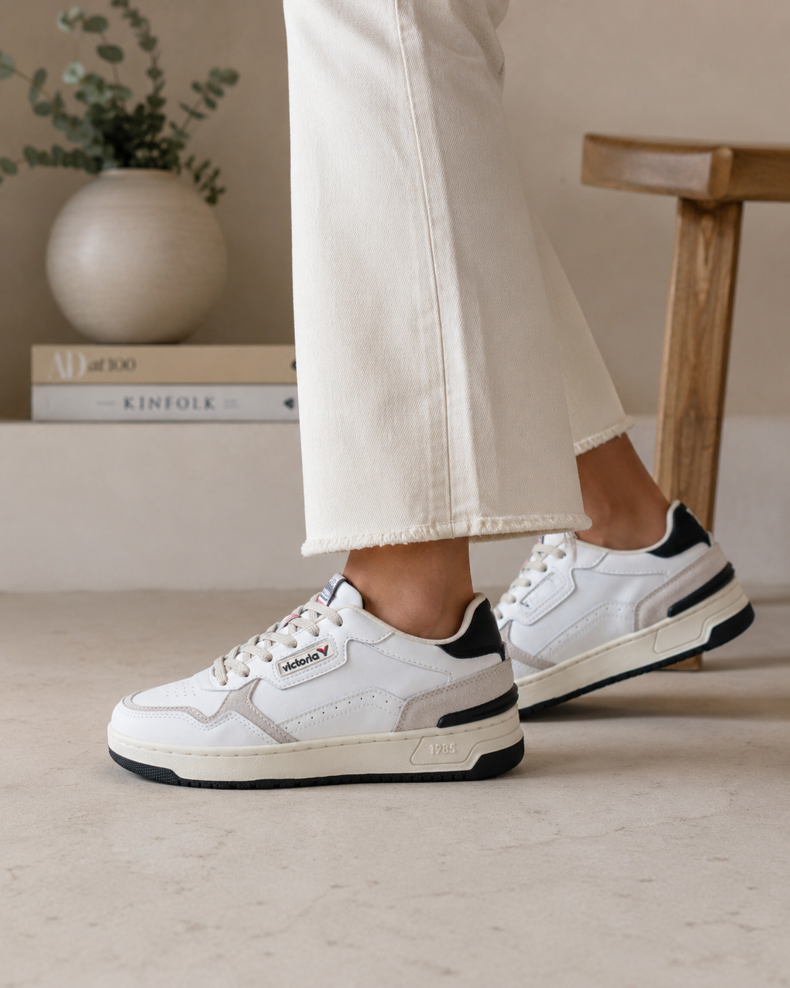 Baskets Victoria C80 – Blanc & Noir